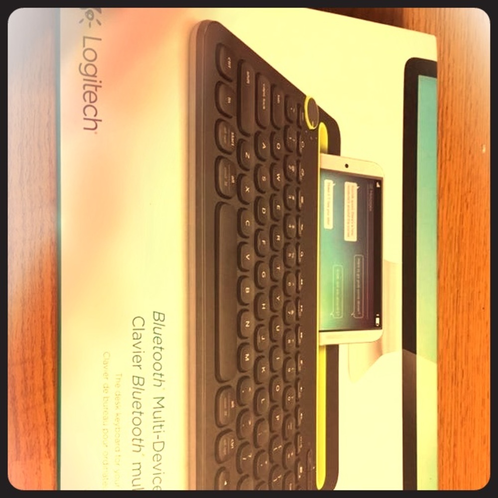 Bluetooth Multi-Device Keyboard. For iOS, Android.